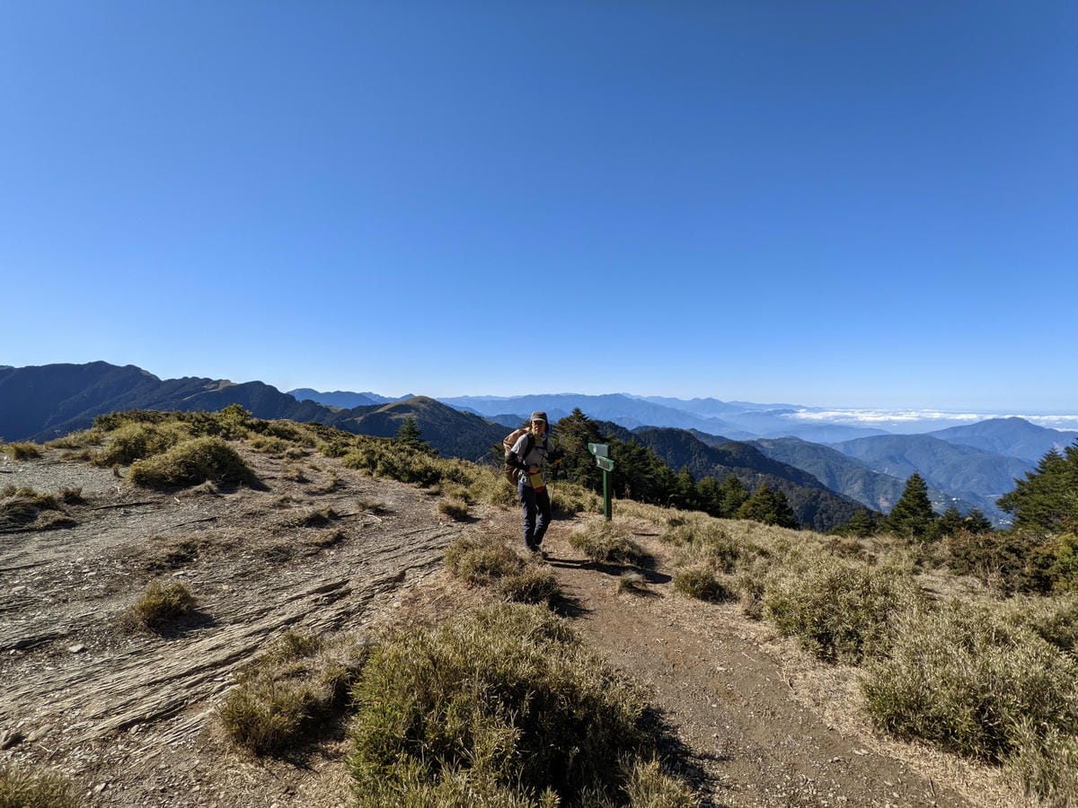百岳合歡西峰 高山一日合歡北峰不下華岡