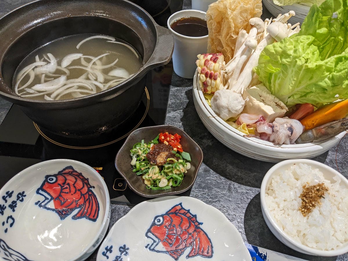草屯澎漁海味火鍋壽司 吃了會開心的火鍋
