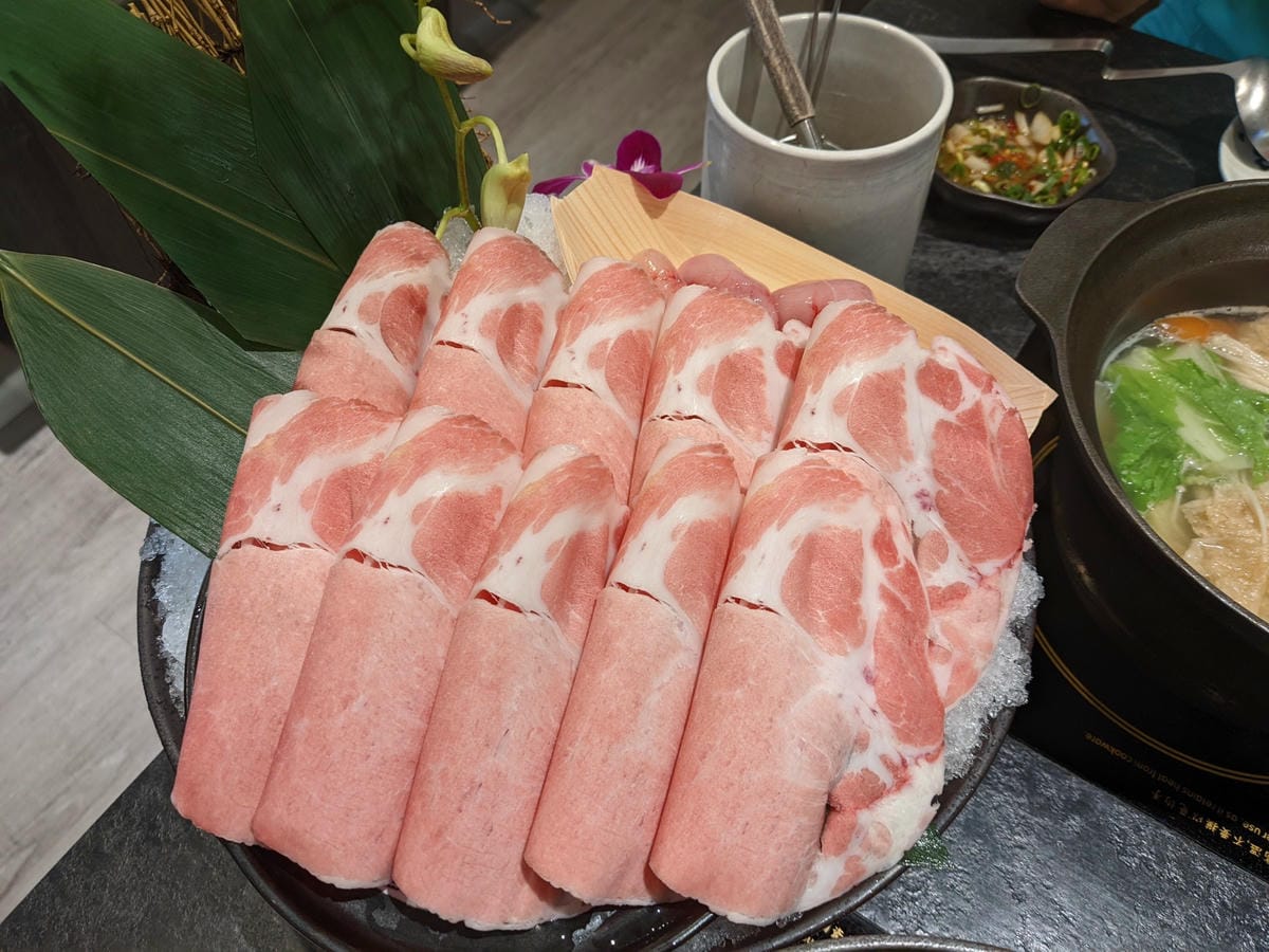 草屯澎漁海味火鍋壽司 吃了會開心的火鍋