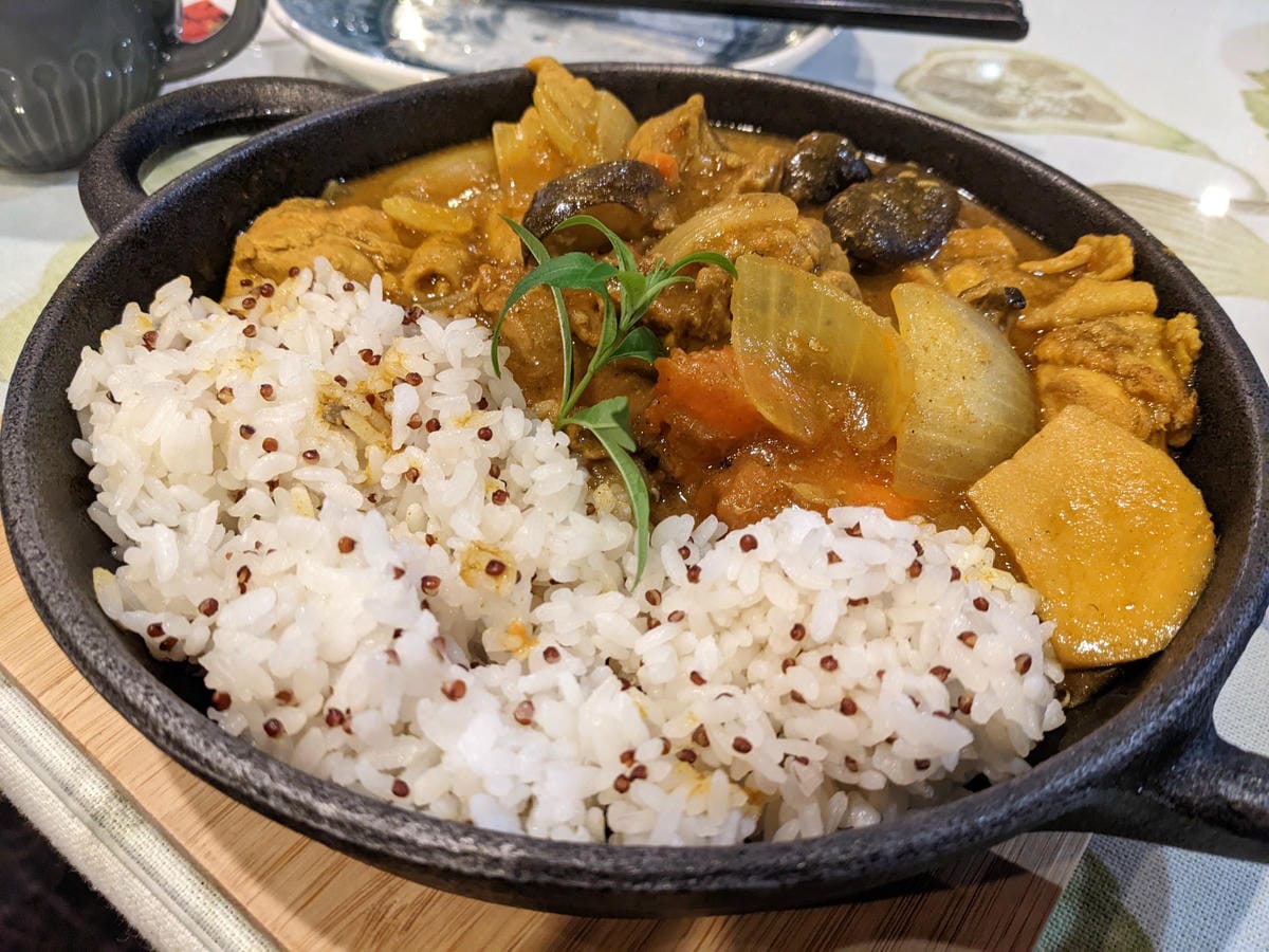 北橫復興鄉拉拉塔曼下山吃微笑驢子咖啡 簡餐飲料暖心店家