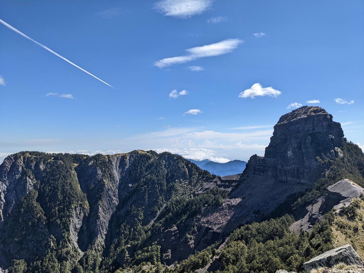 大小霸群峰 夜宿觀霧營地大鹿林道九九山莊-2