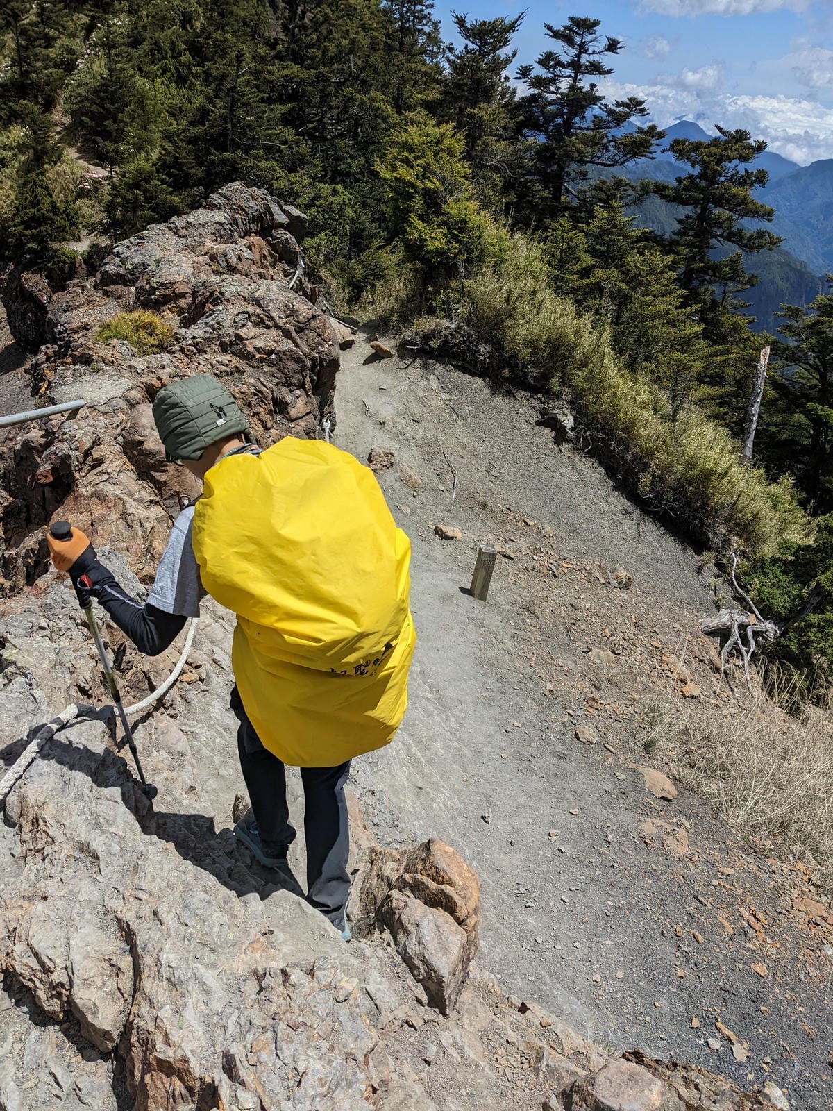 大小霸群峰 夜宿觀霧營地大鹿林道九九山莊-2