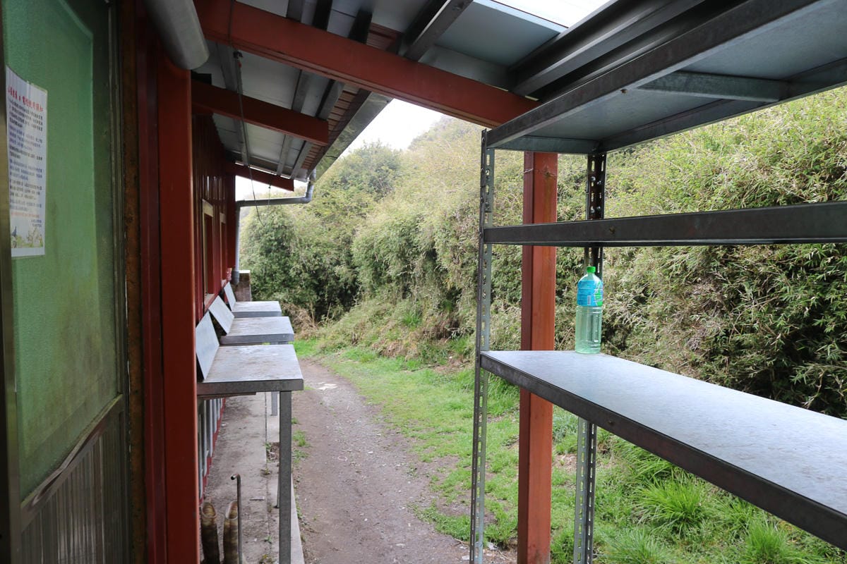 南橫三星庫哈諾辛山屋水源、訊號、屋況、好睡度