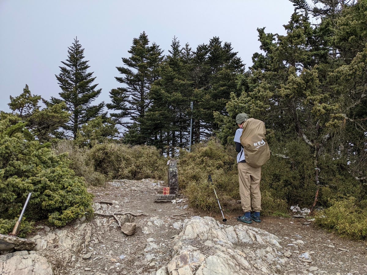 南橫F4 關山嶺山｜碎石坡走一步退兩步