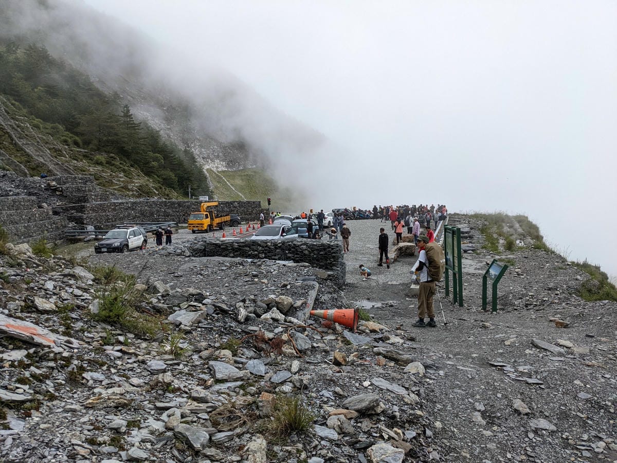 南橫F4 關山嶺山｜碎石坡走一步退兩步