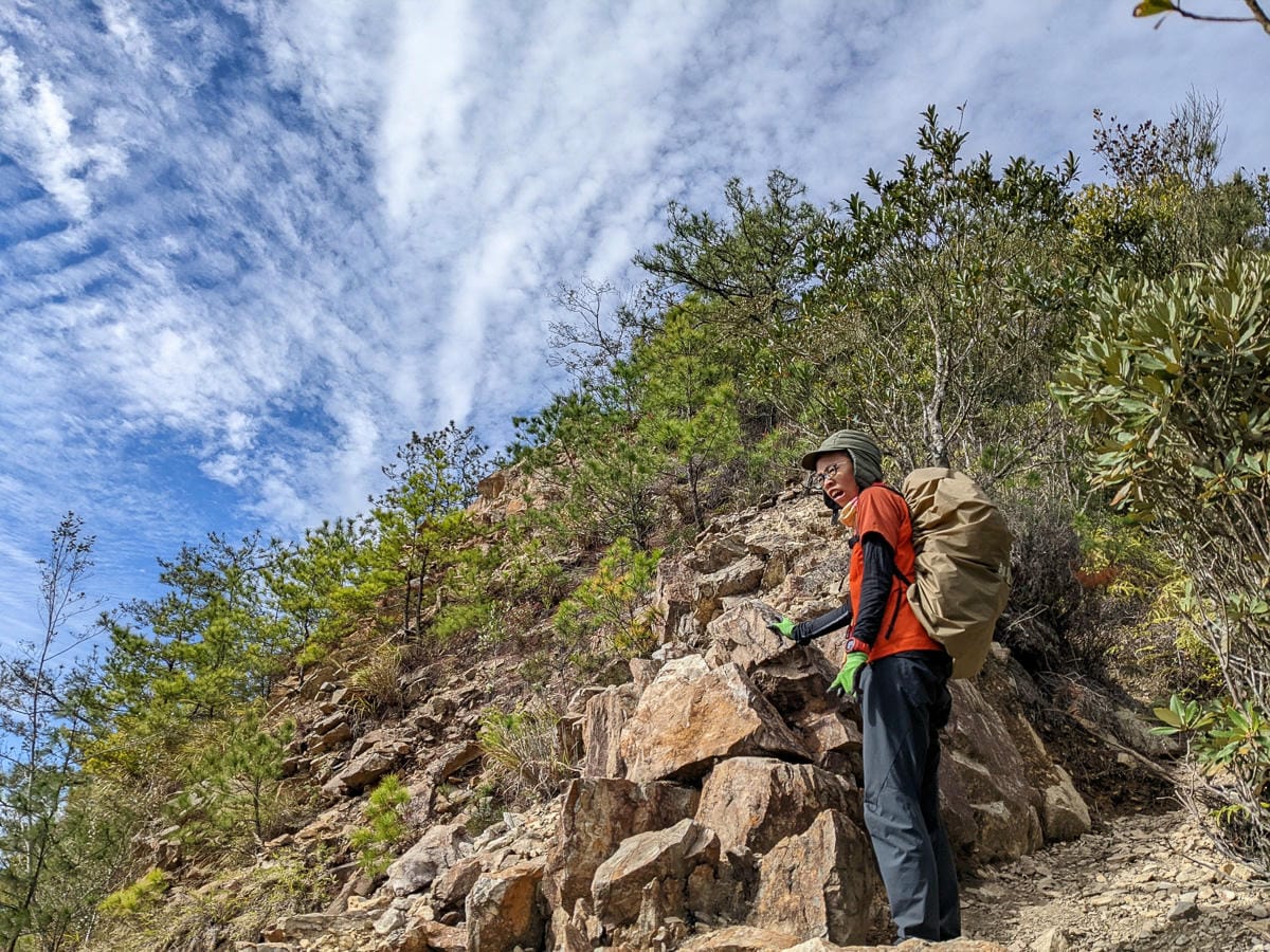 谷關七雄東卯山東南稜縱走德芙蘭｜石瀑攀爬沒有極限