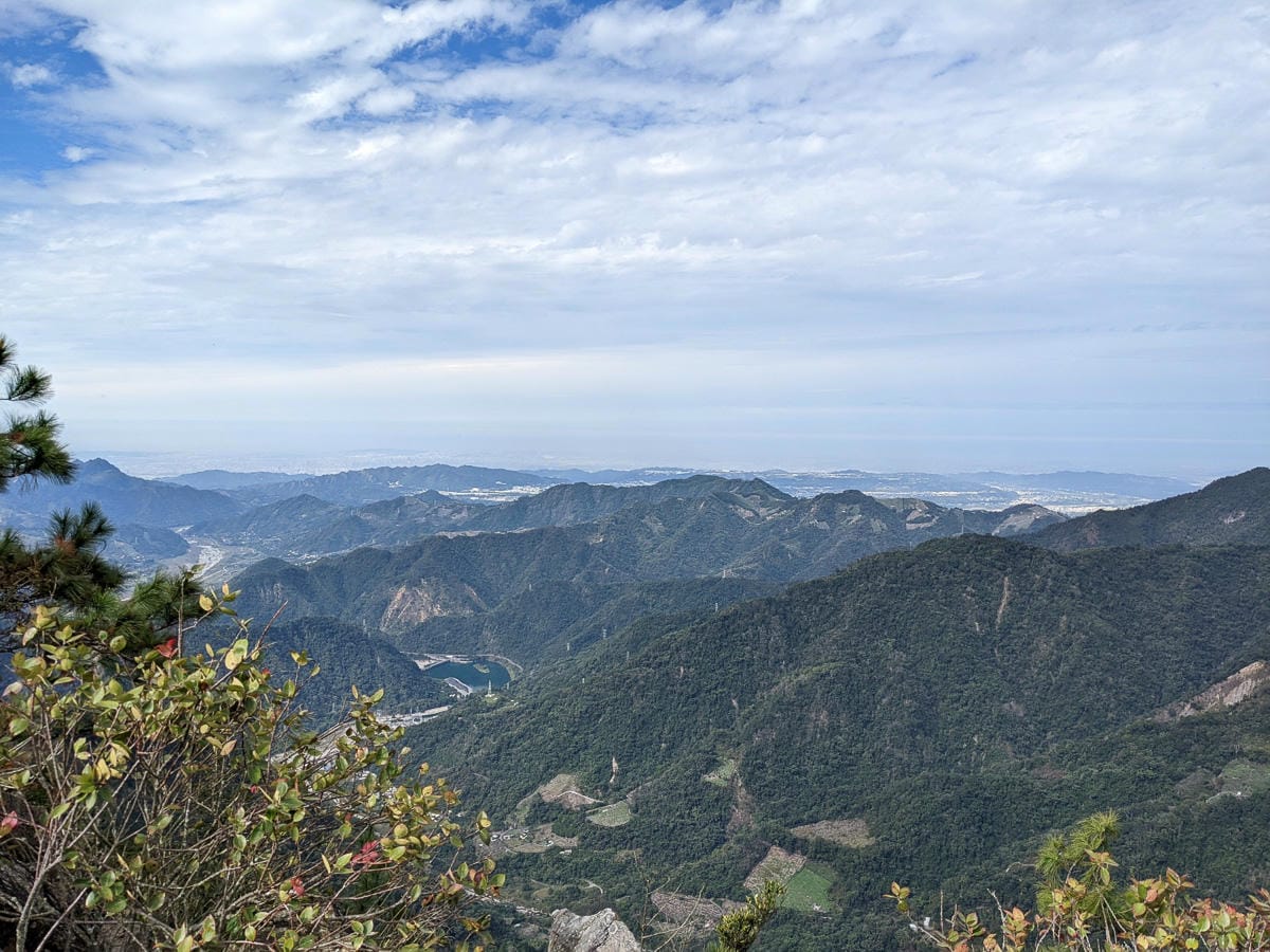 谷關七雄東卯山東南稜縱走德芙蘭|石瀑攀爬沒有極限 - 第35張圖 谷關七雄東卯山東南稜縱走德芙蘭|石瀑攀爬沒有極限