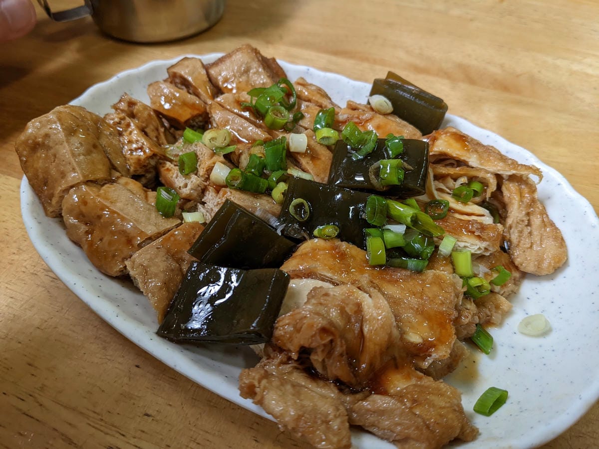 內湖便當|德明科大附近米店排骨飯 - 第1張圖 內湖便當|德明科大附近米店排骨飯