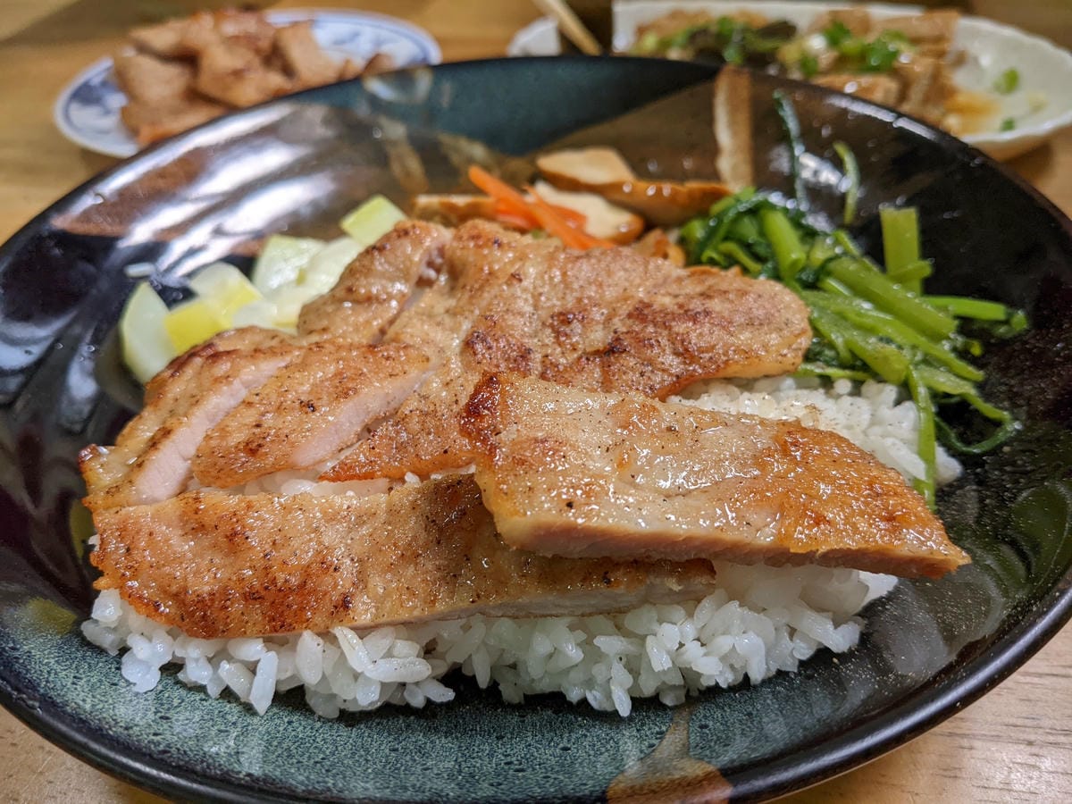 內湖便當|德明科大附近米店排骨飯 - 第8張圖 內湖便當|德明科大附近米店排骨飯