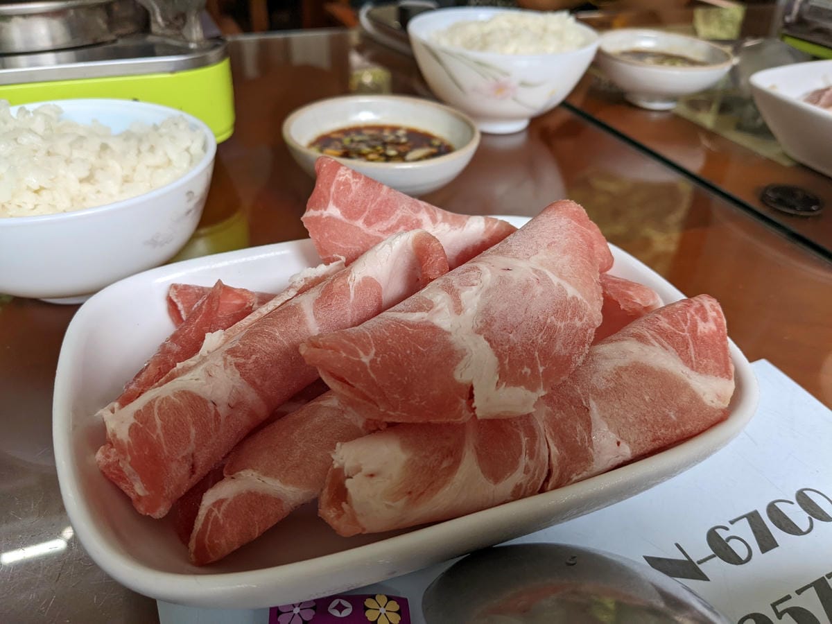 尖石高島下山火鍋｜米+茶咖啡簡餐