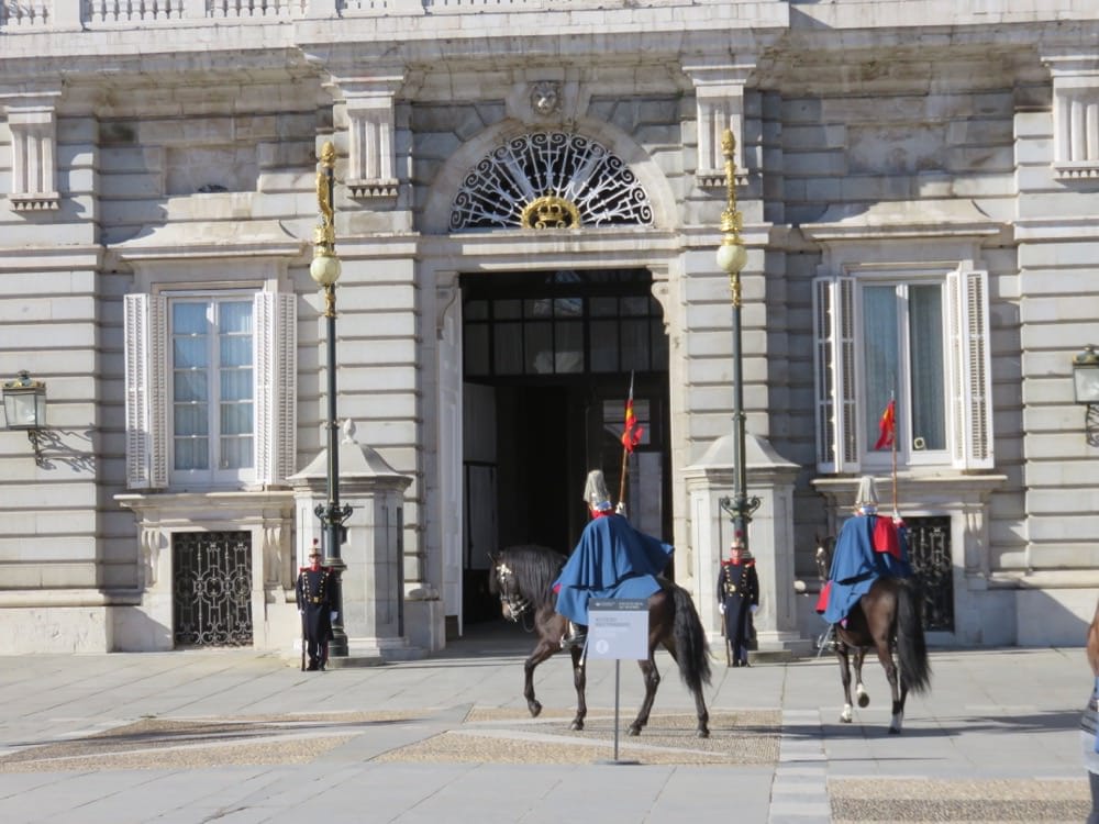 國外領錢不可不知 海外領錢 跨國提款務必出發前搞定 - 第6張圖 國外領錢不可不知 海外領錢 跨國提款務必出發前搞定