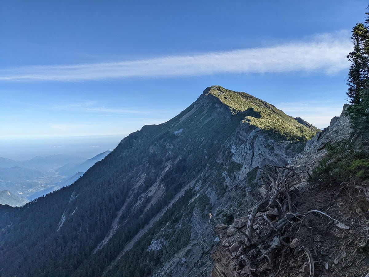 玉山北峰 走進千元大鈔百岳高山