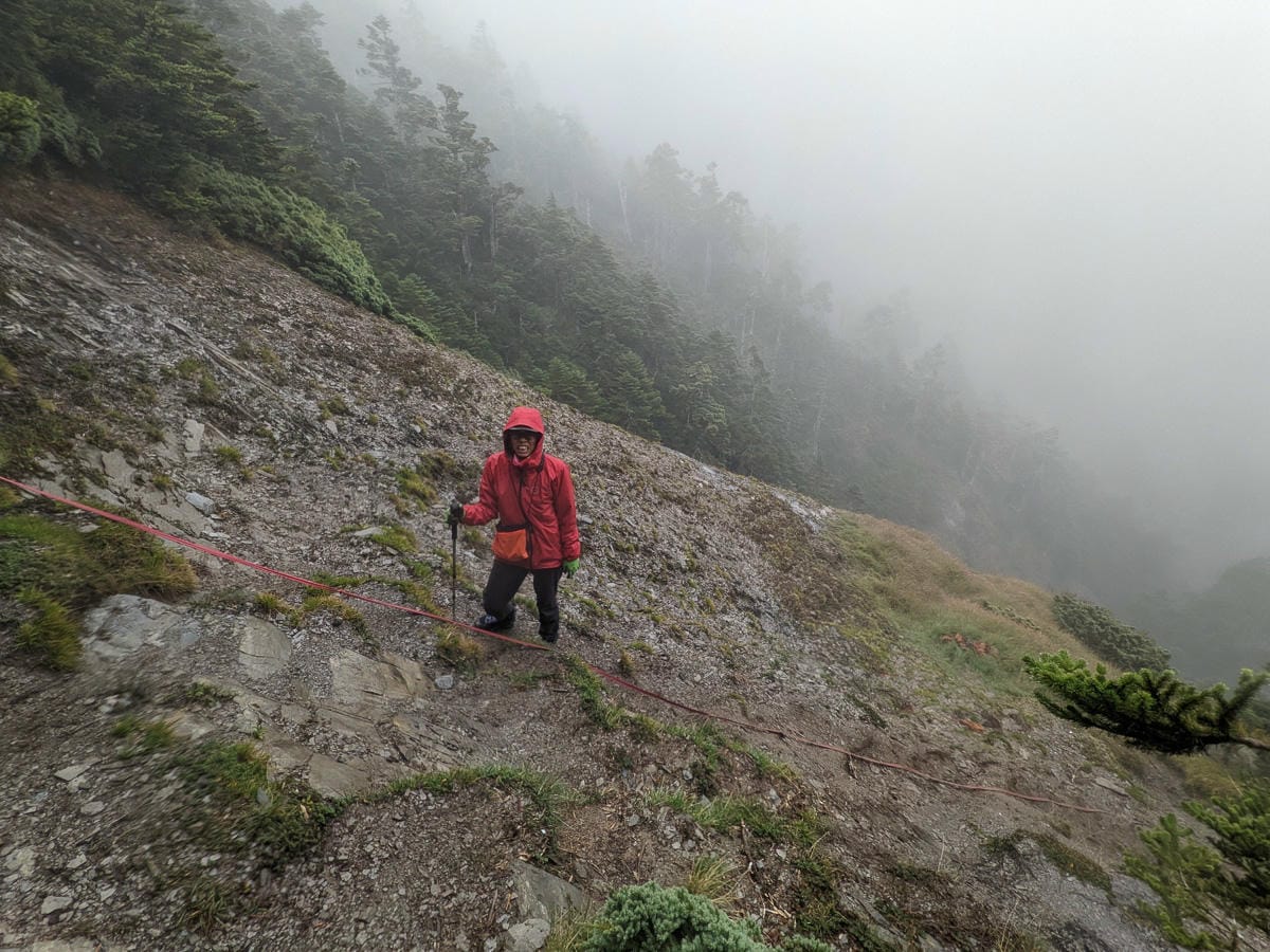 走進奇萊主北 奇萊稜線百岳黑色奇萊面紗不是蓋的