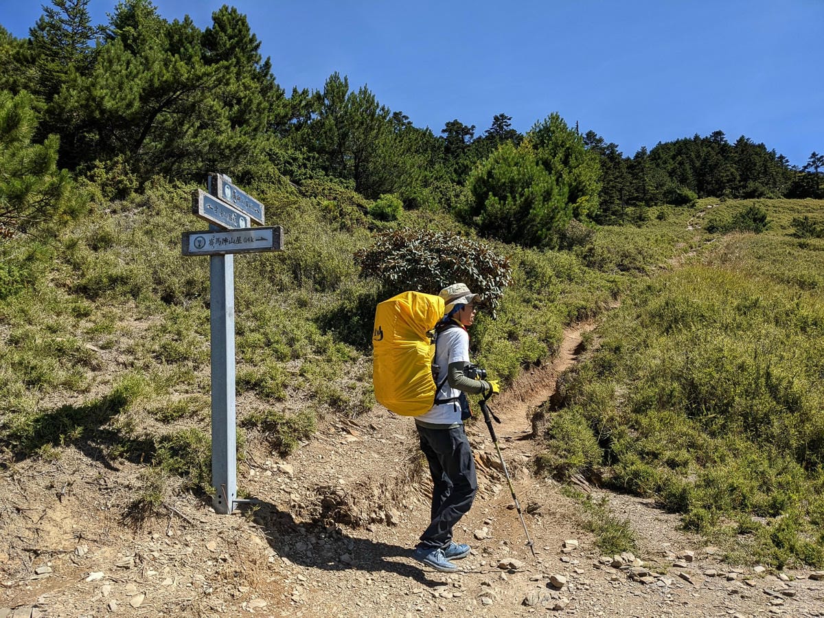 南湖大山難度行程記錄｜圈谷前的眼淚｜碎石坡