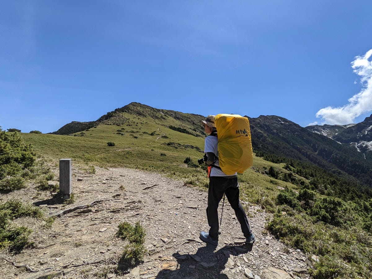 南湖大山難度行程記錄｜圈谷前的眼淚｜碎石坡
