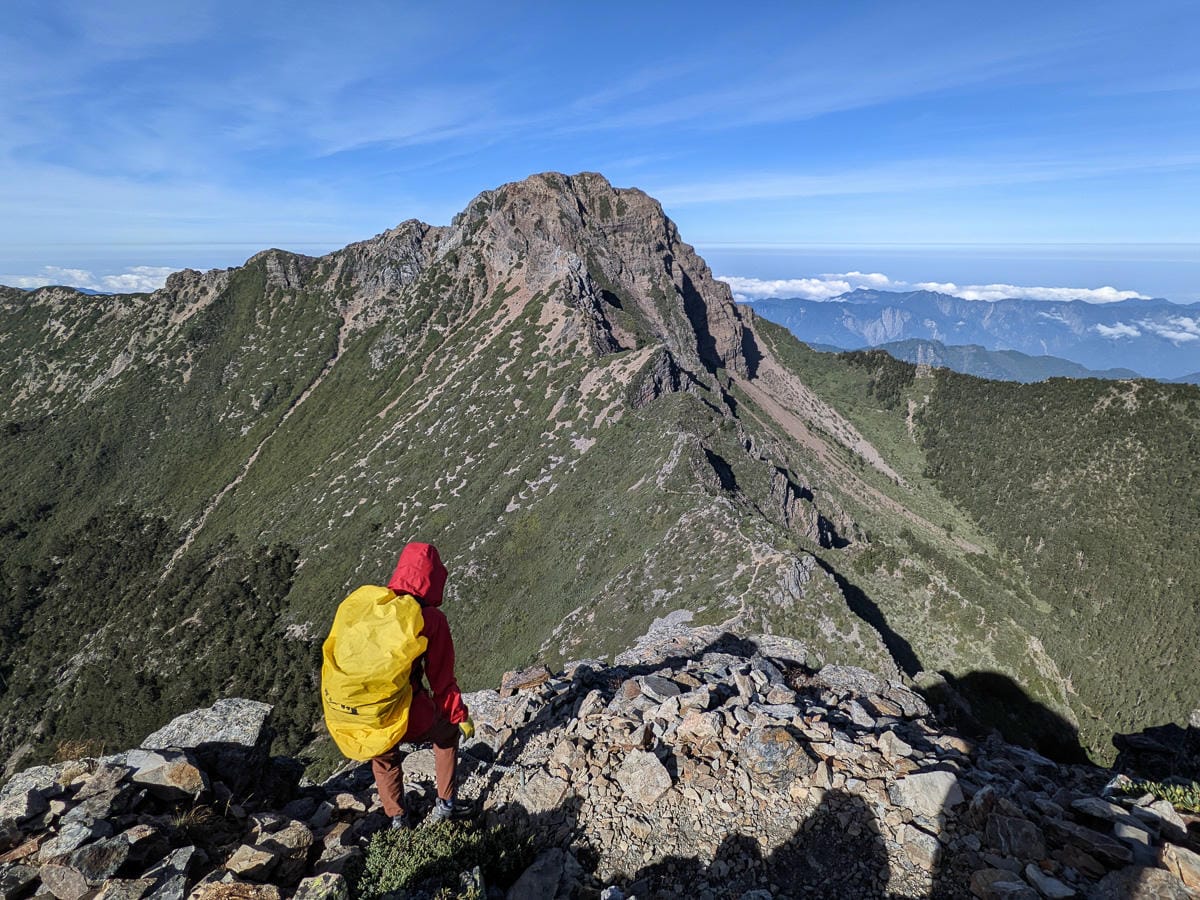 玉山東峰|百岳高山攀爬極品危險十峻之首 - 第28張圖 玉山東峰|百岳高山攀爬極品危險十峻之首