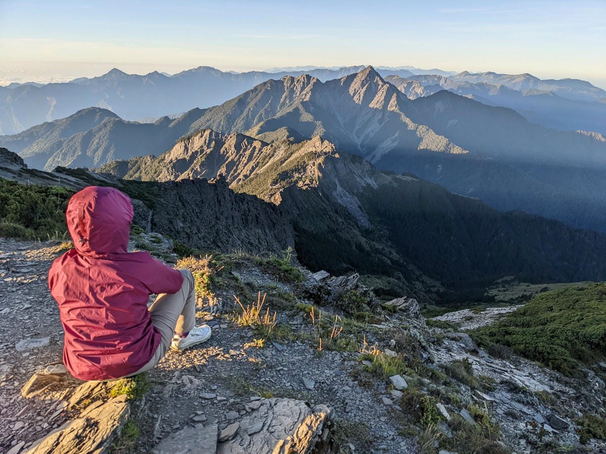 南湖大山難度行程記錄｜中央山脈北一段寂寥岩漠