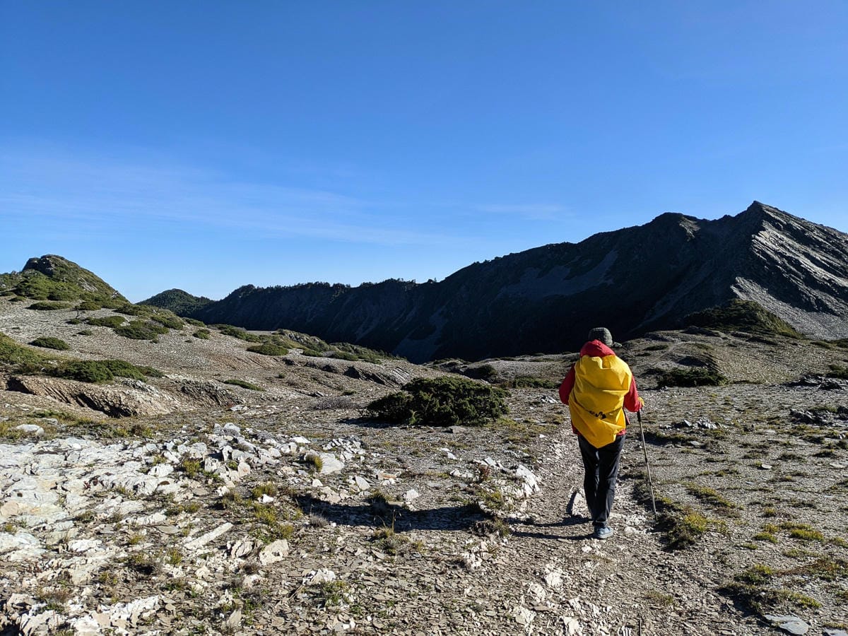 南湖大山難度行程記錄｜中央山脈北一段寂寥岩漠