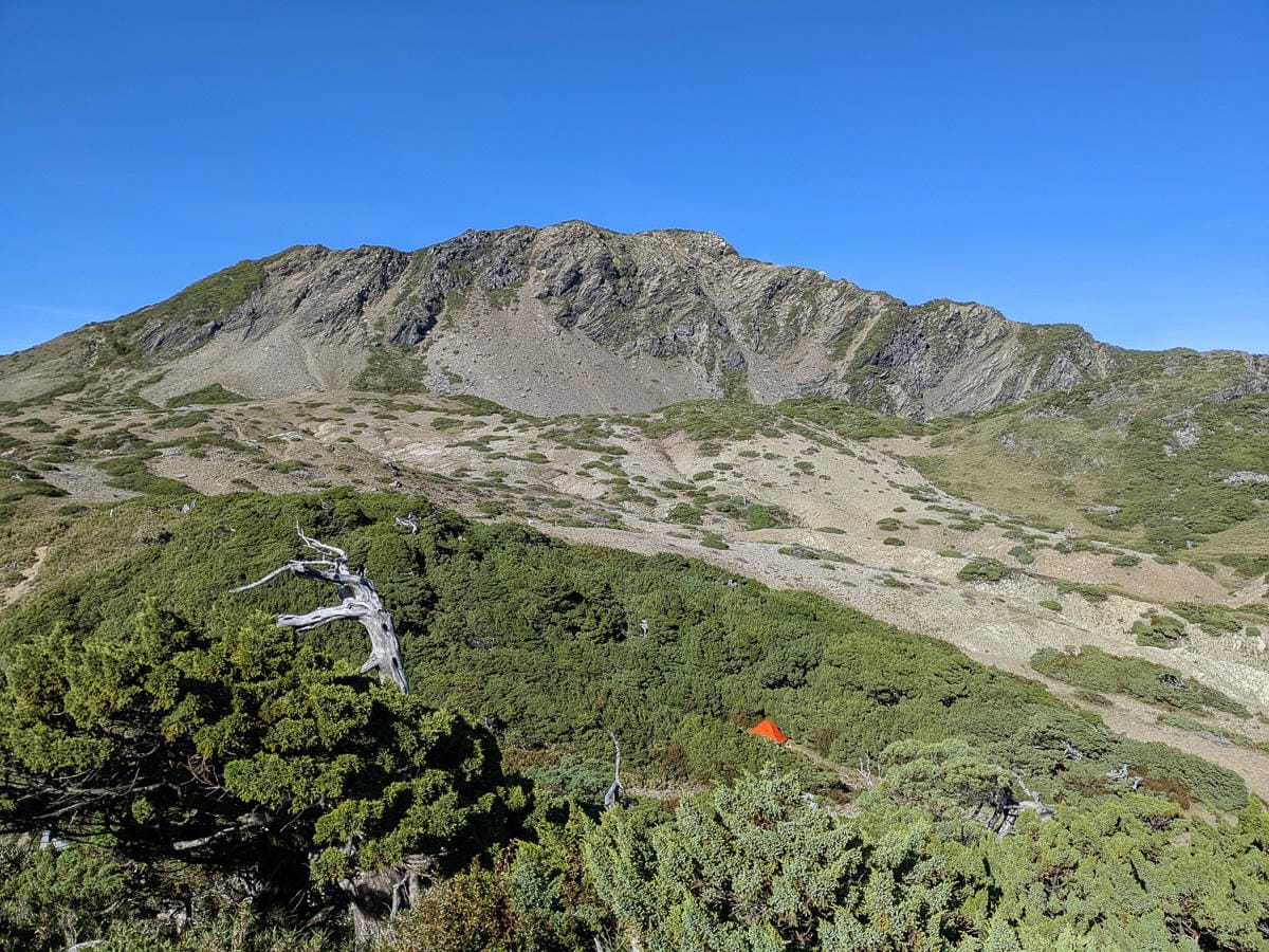 南湖大山難度行程記錄｜中央山脈北一段寂寥岩漠