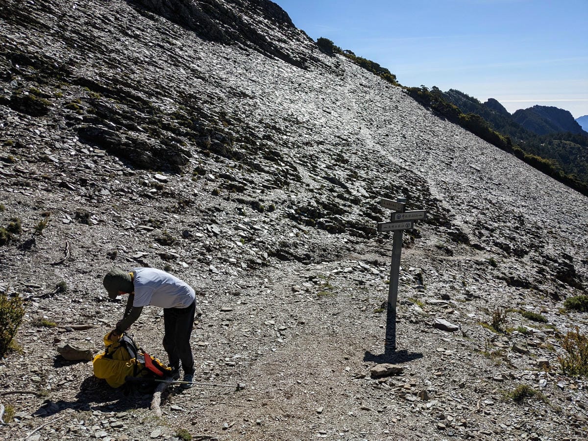 南湖大山難度行程記錄｜中央山脈北一段寂寥岩漠