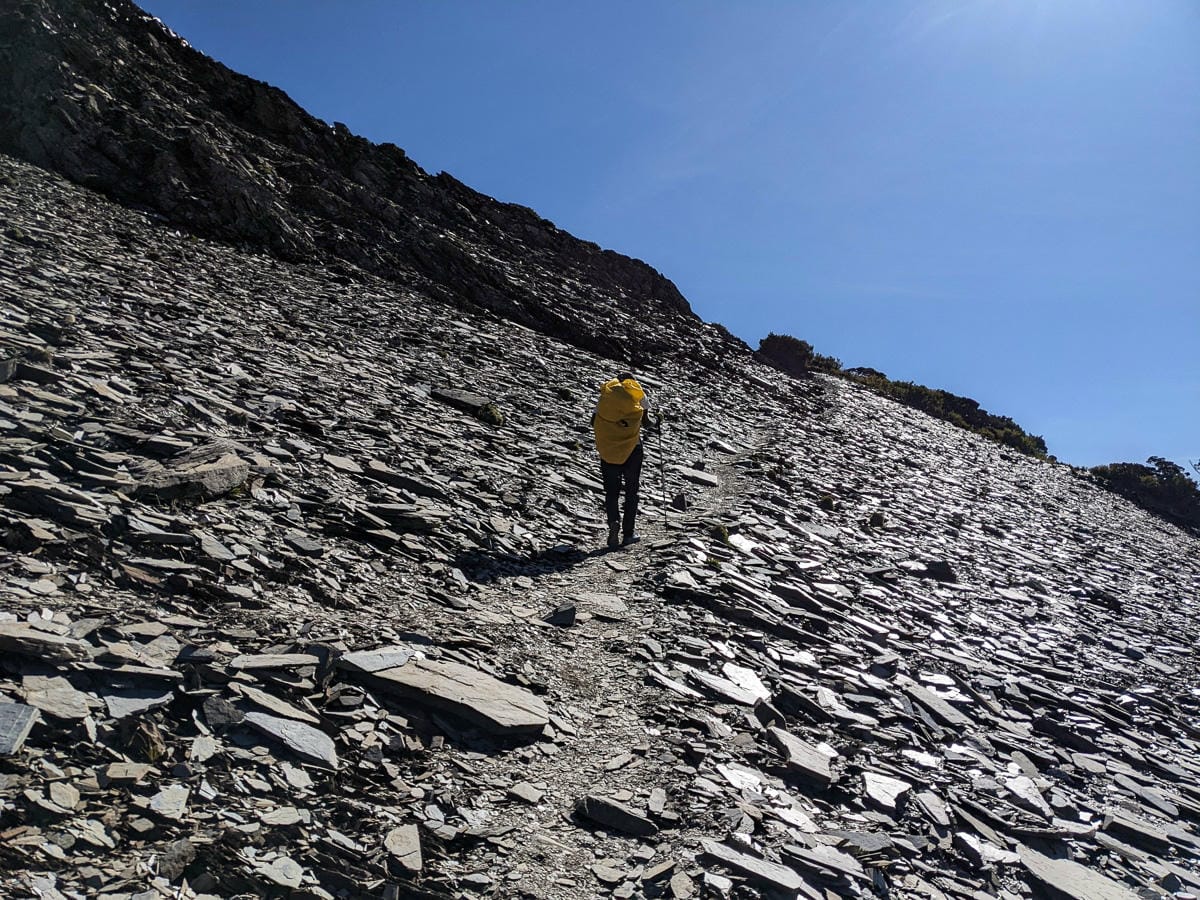 南湖大山難度行程記錄｜中央山脈北一段寂寥岩漠