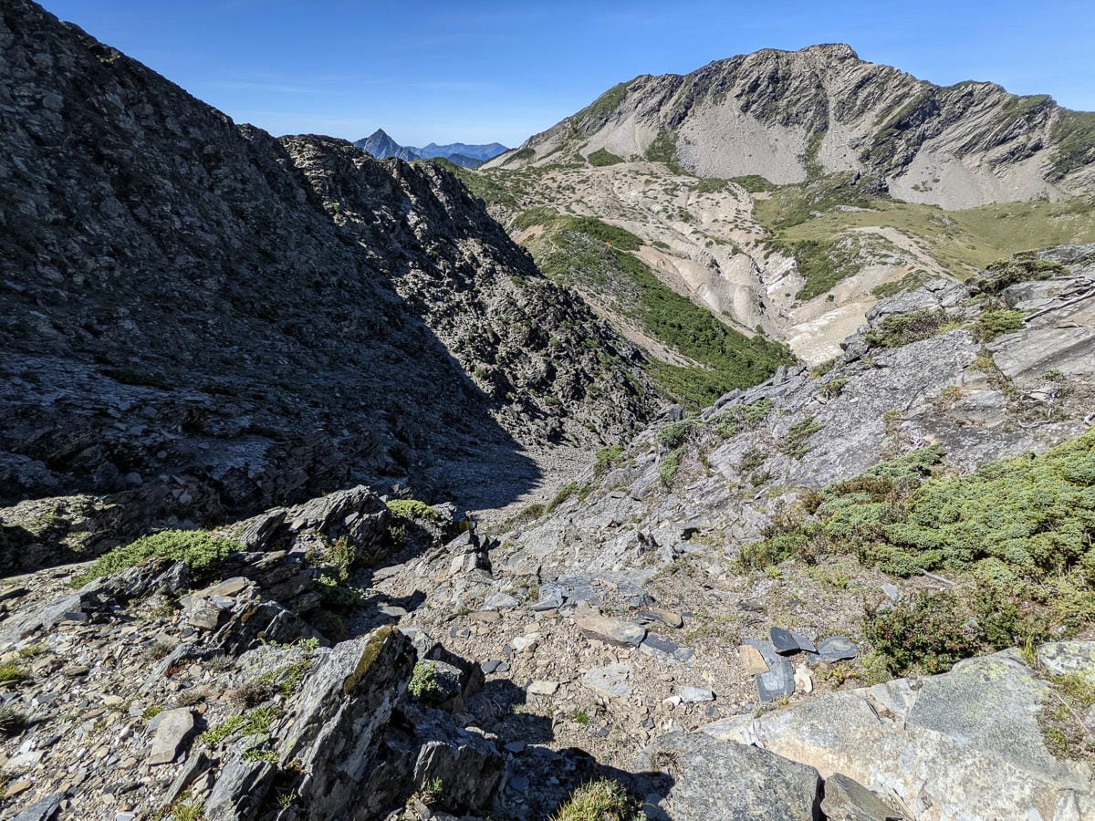 南湖大山難度行程記錄｜中央山脈北一段寂寥岩漠