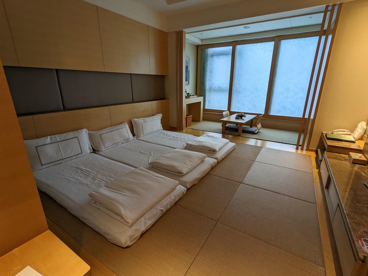 長榮鳳凰礁溪溫泉一泊二食早餐可中午吃太完美