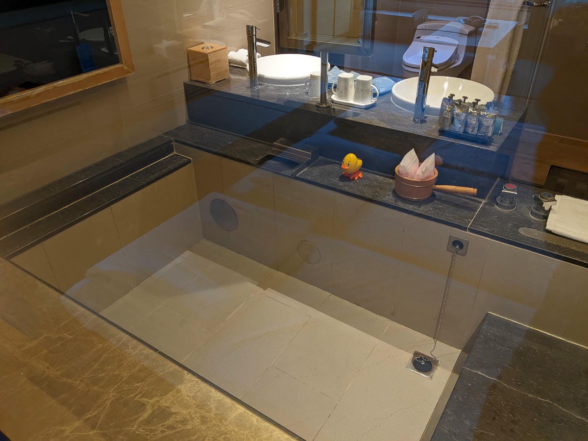 長榮鳳凰礁溪溫泉一泊二食早餐可中午吃太完美