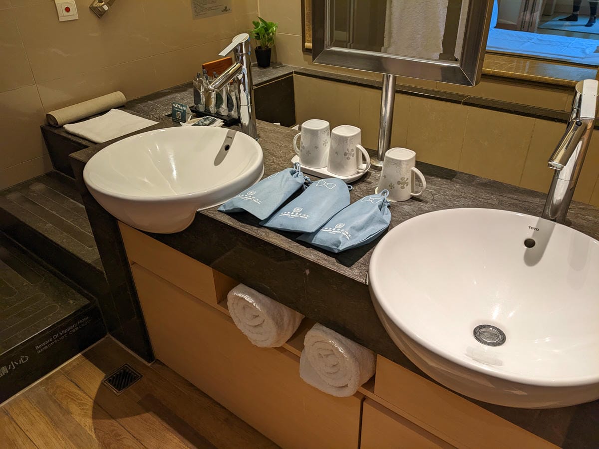 長榮鳳凰礁溪溫泉一泊二食早餐可中午吃太完美