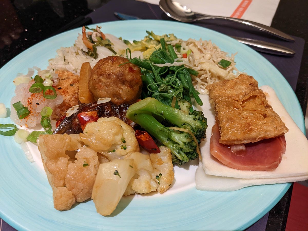 長榮鳳凰礁溪溫泉一泊二食早餐可中午吃太完美