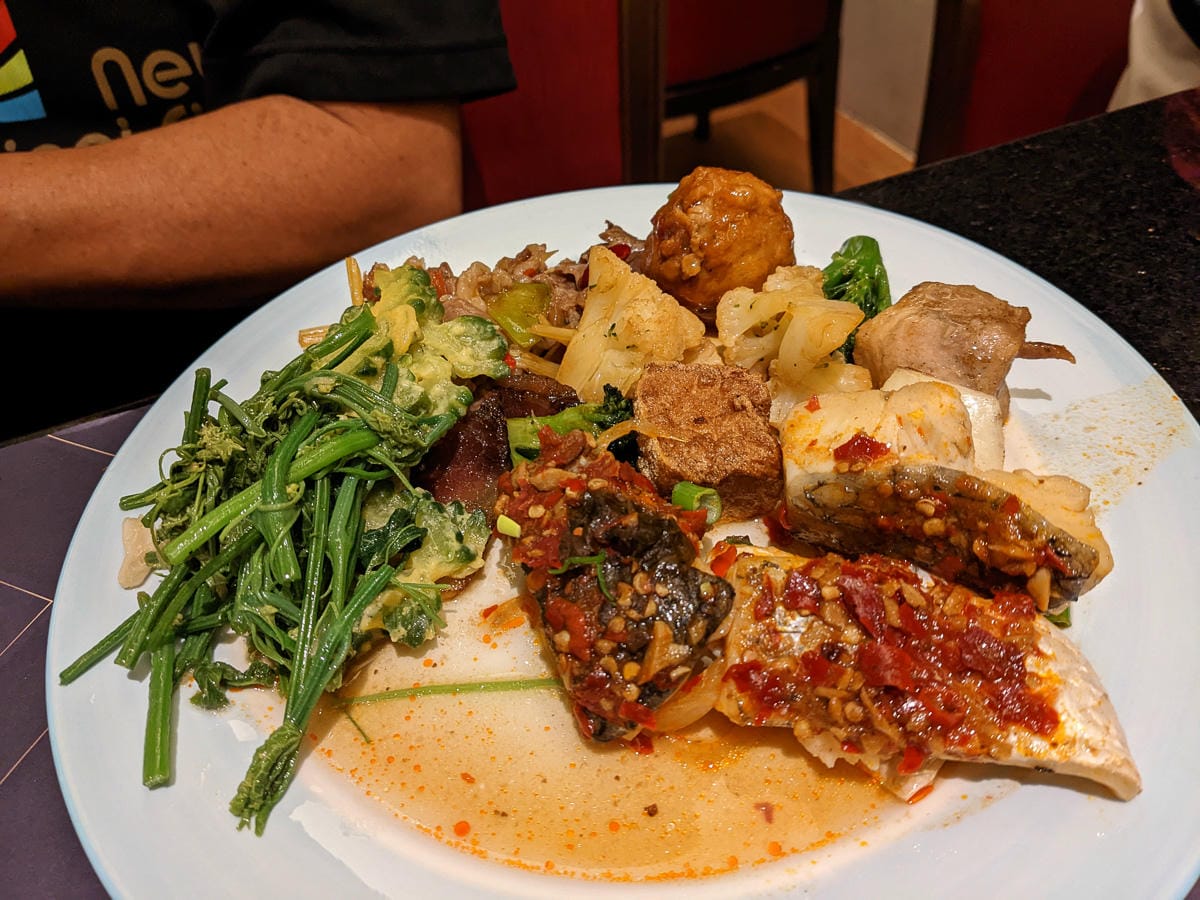 長榮鳳凰礁溪溫泉一泊二食早餐可中午吃太完美