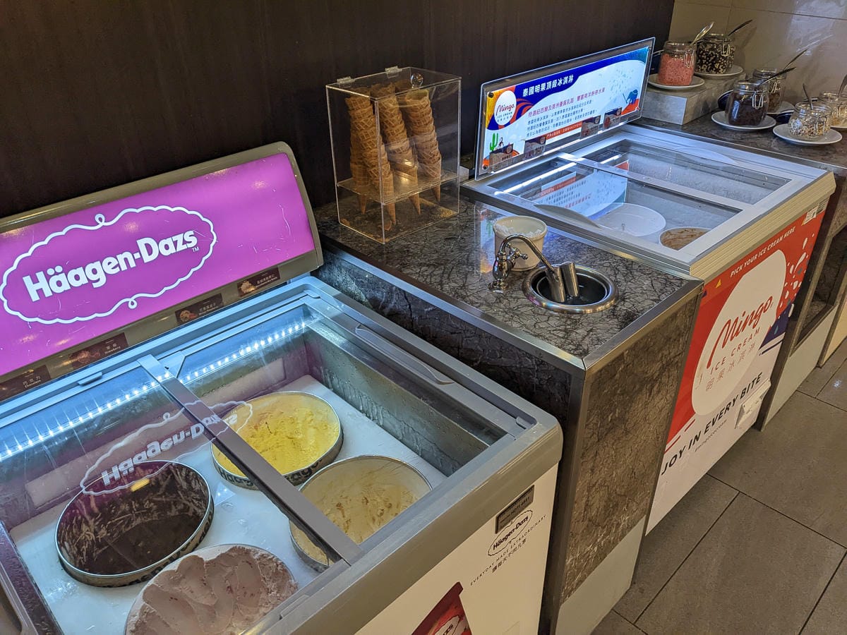 長榮鳳凰礁溪溫泉一泊二食早餐可中午吃太完美