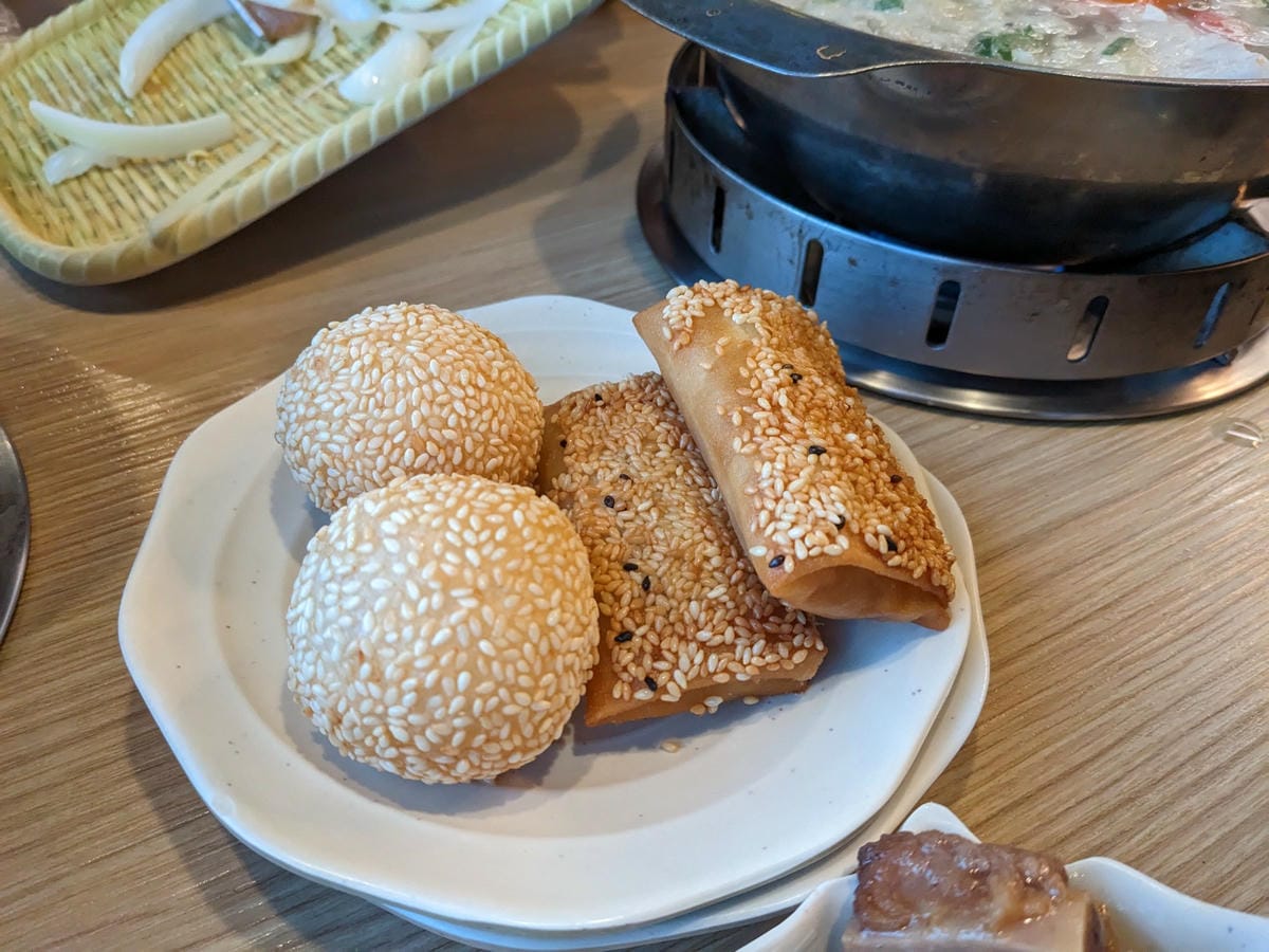 富美海鮮火鍋宜蘭店｜飲料冰淇淋蔬菜吧港點吃到飽