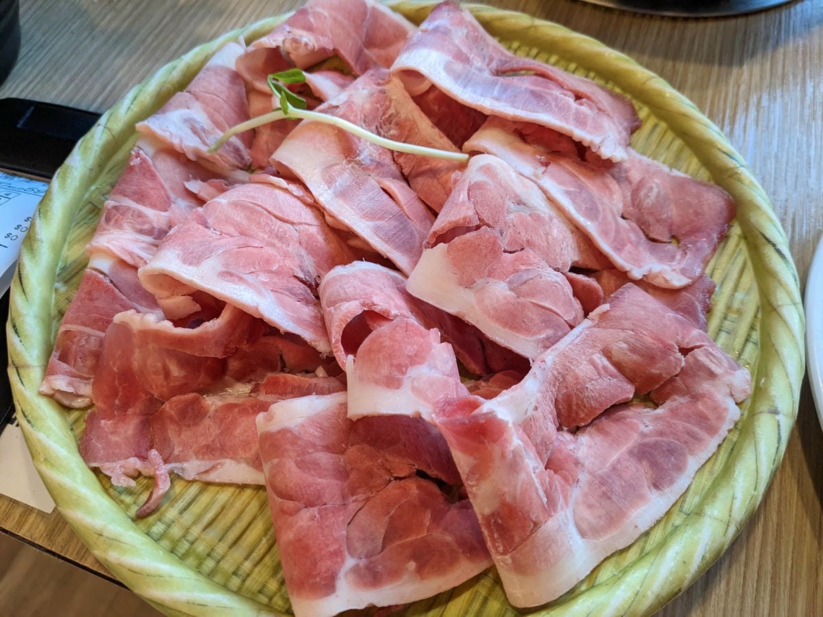 富美海鮮火鍋宜蘭店｜飲料冰淇淋蔬菜吧港點吃到飽