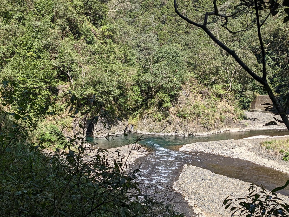 桶後越嶺道全段桶后林道 – 烏來到礁溪