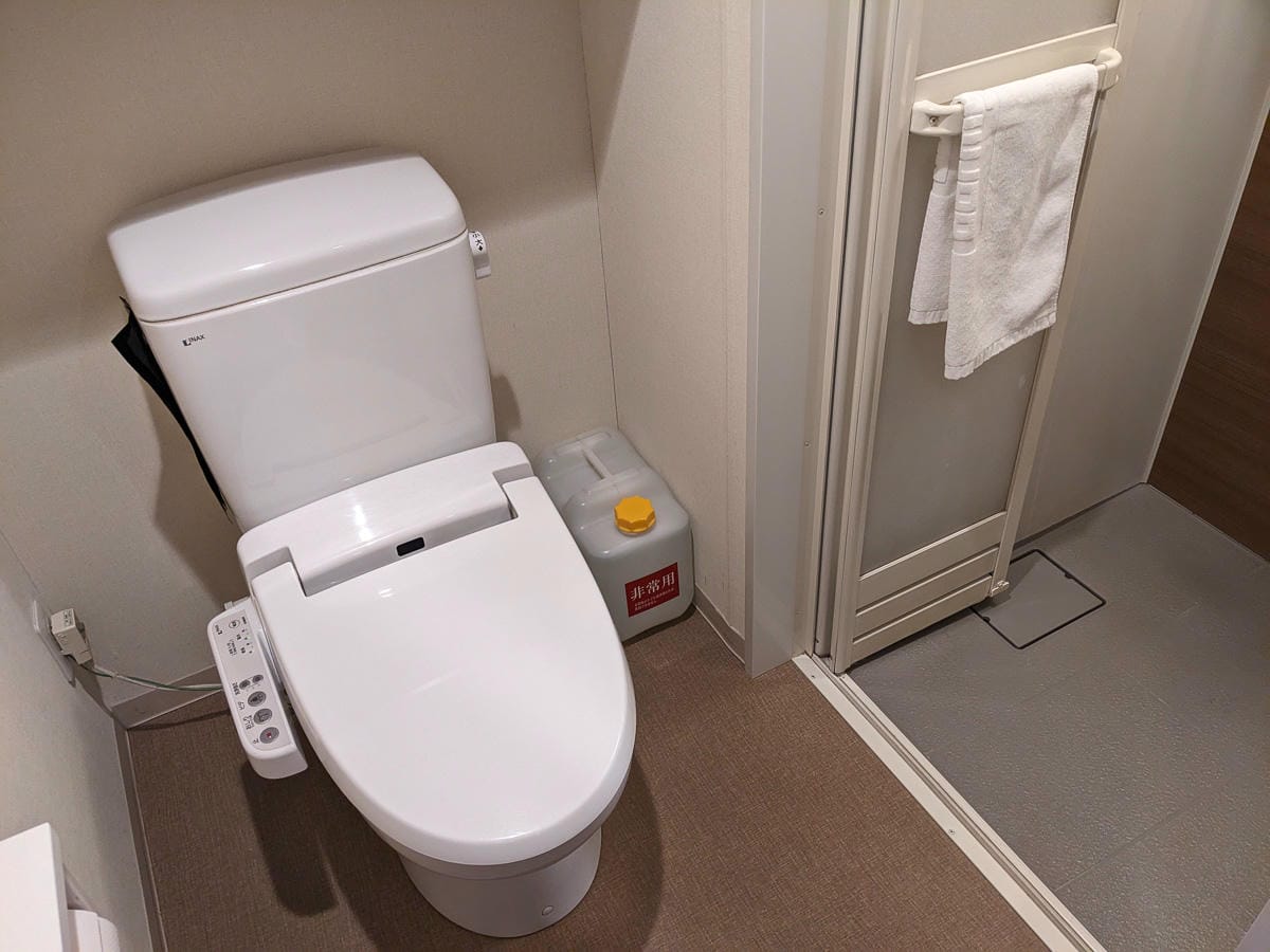 和歌山車站溫泉飯店Dormy inn早餐海鮮丼隨你吃