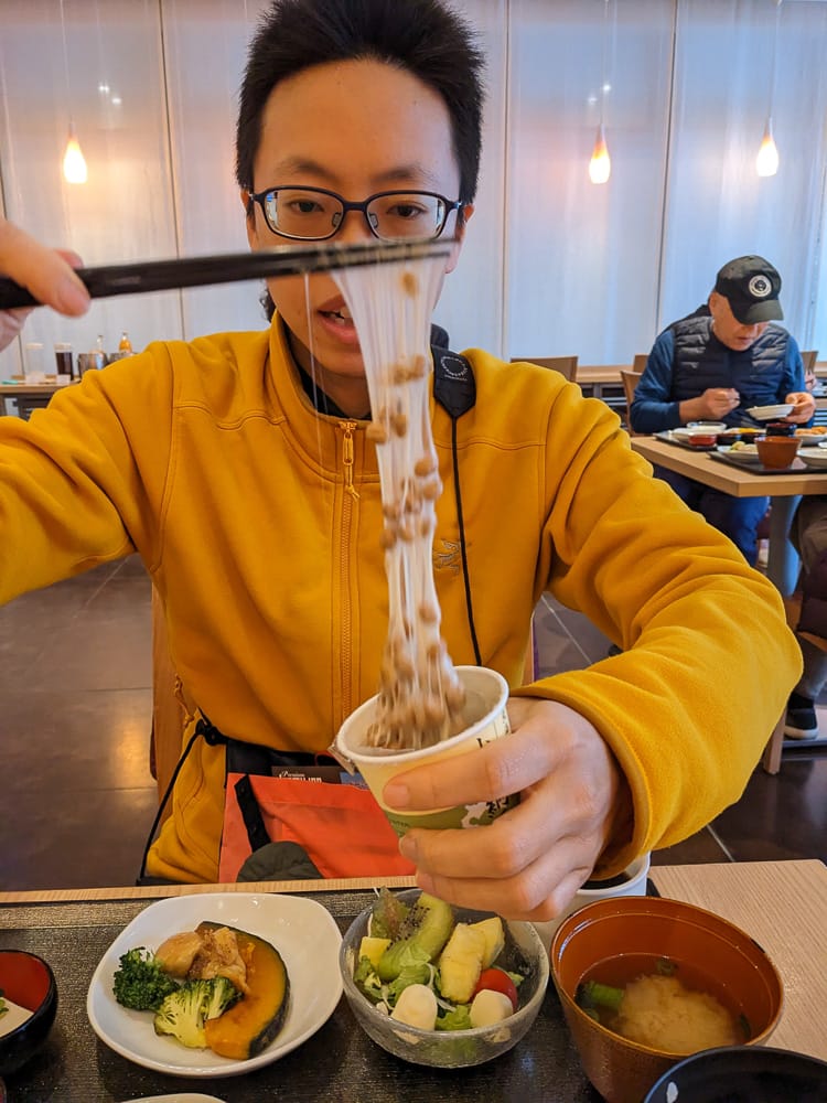 和歌山車站溫泉飯店Dormy inn早餐海鮮丼隨你吃