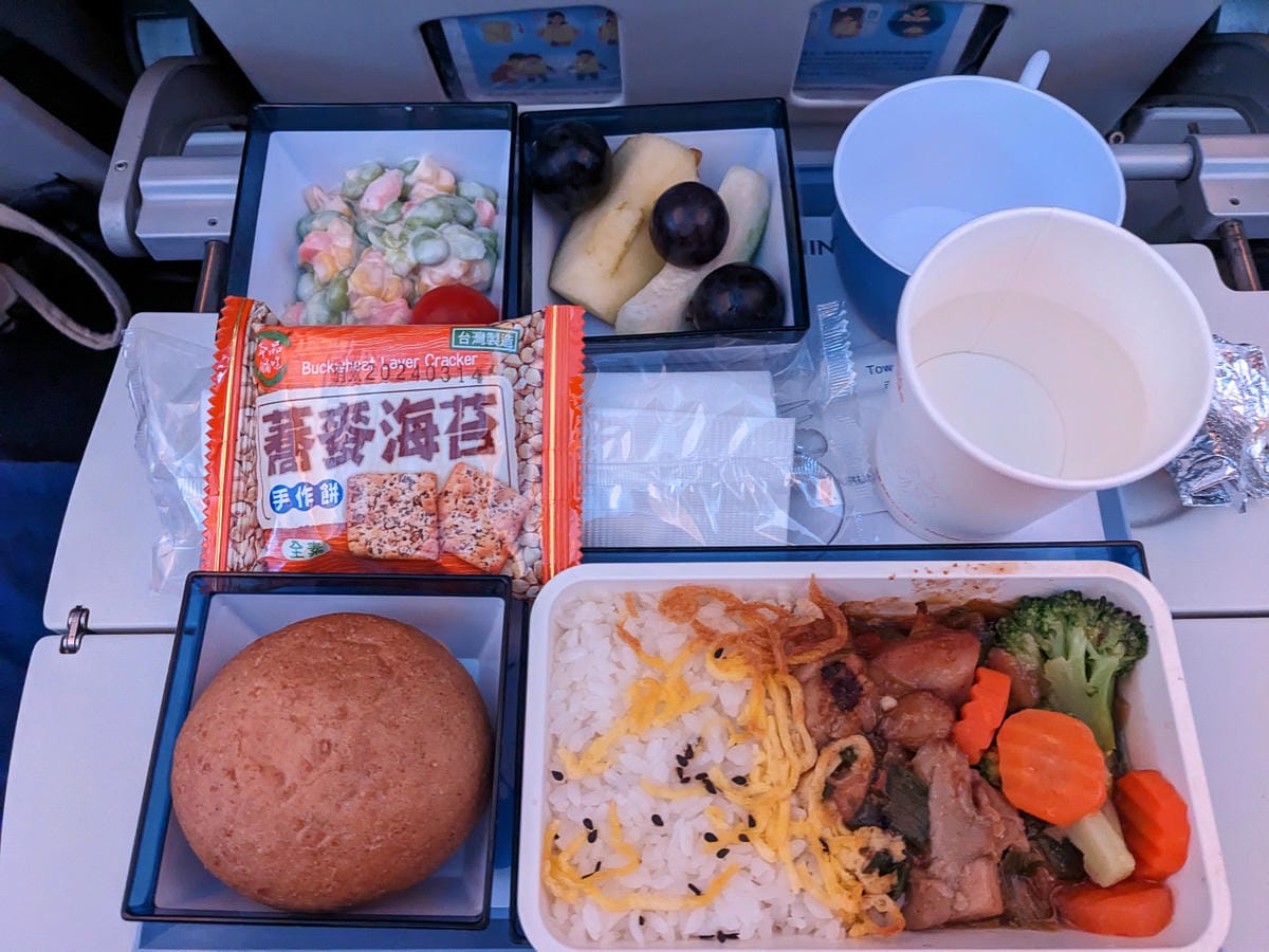 曼谷飯店公寓住沙通Sabai Sathon交通100分