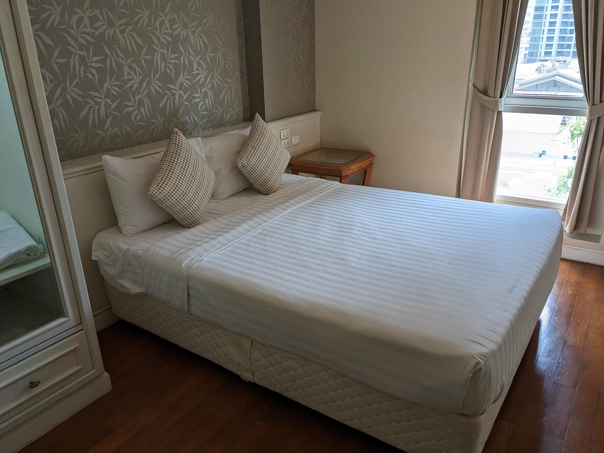 曼谷飯店公寓住沙通Sabai Sathon交通100分