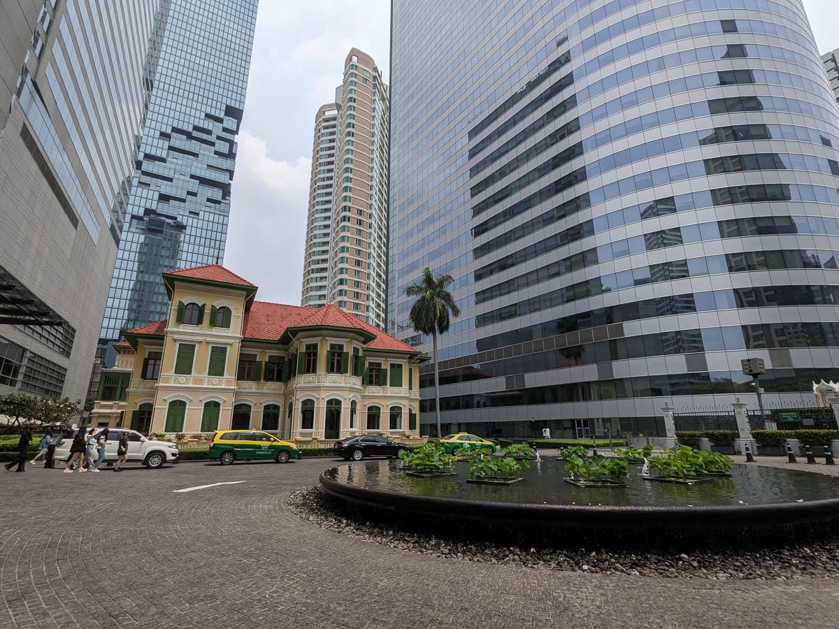 曼谷kitchen table w hotel飯店吃到飽推薦