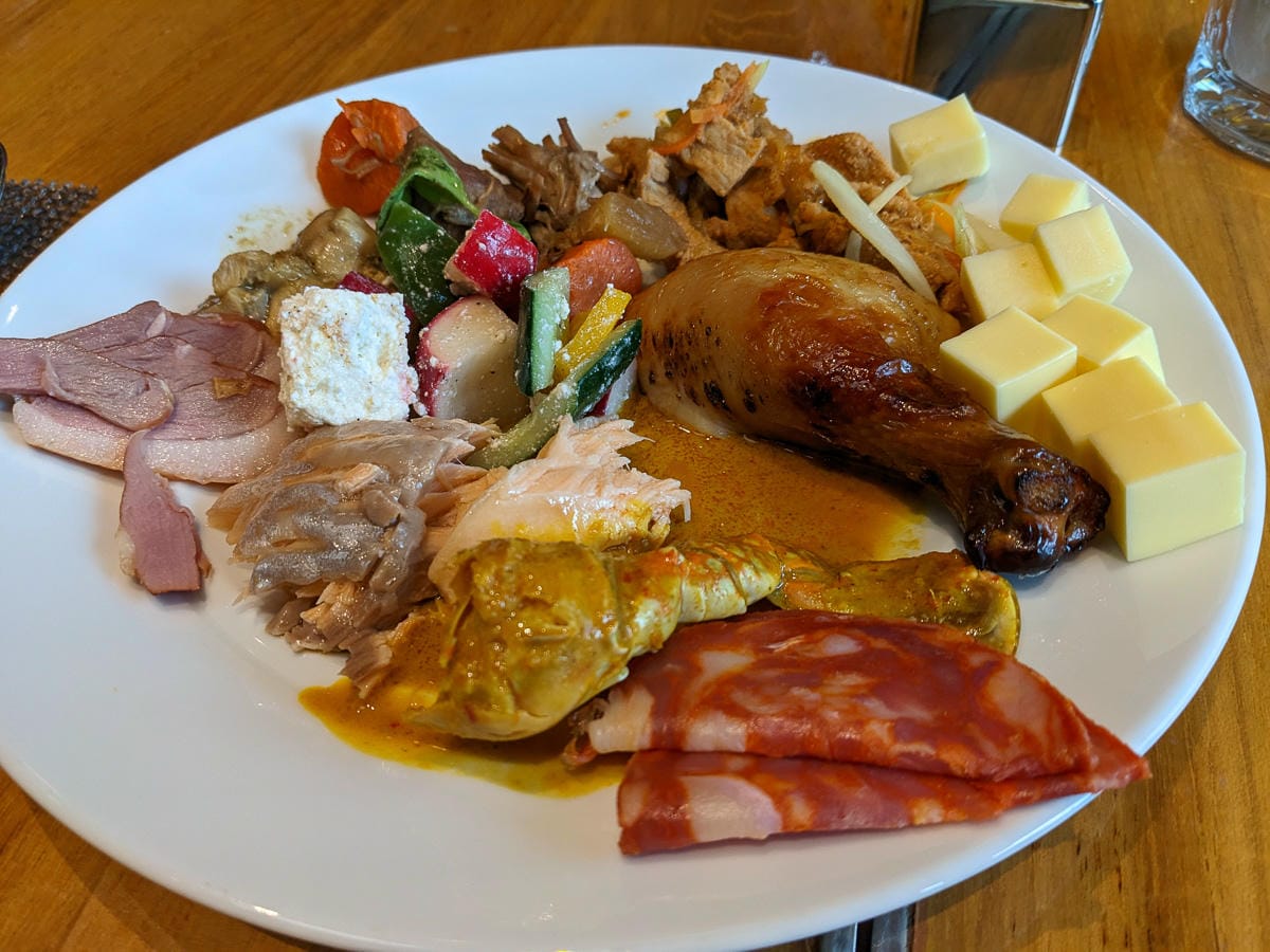 曼谷kitchen table w hotel飯店吃到飽推薦