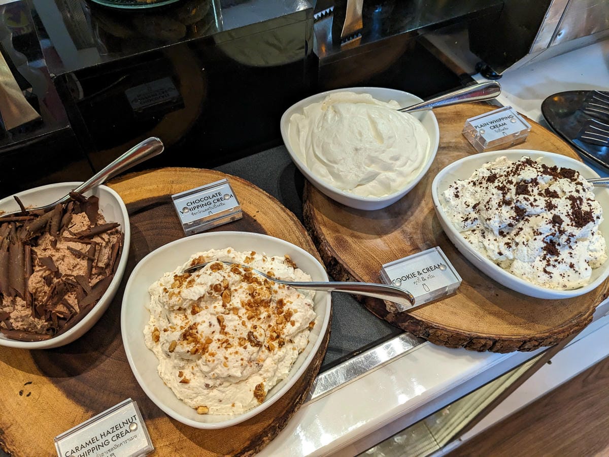 曼谷kitchen table w hotel飯店吃到飽推薦