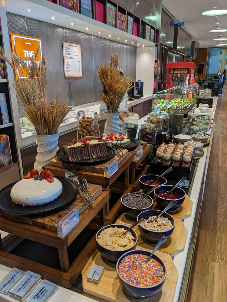 曼谷kitchen table w hotel飯店吃到飽推薦