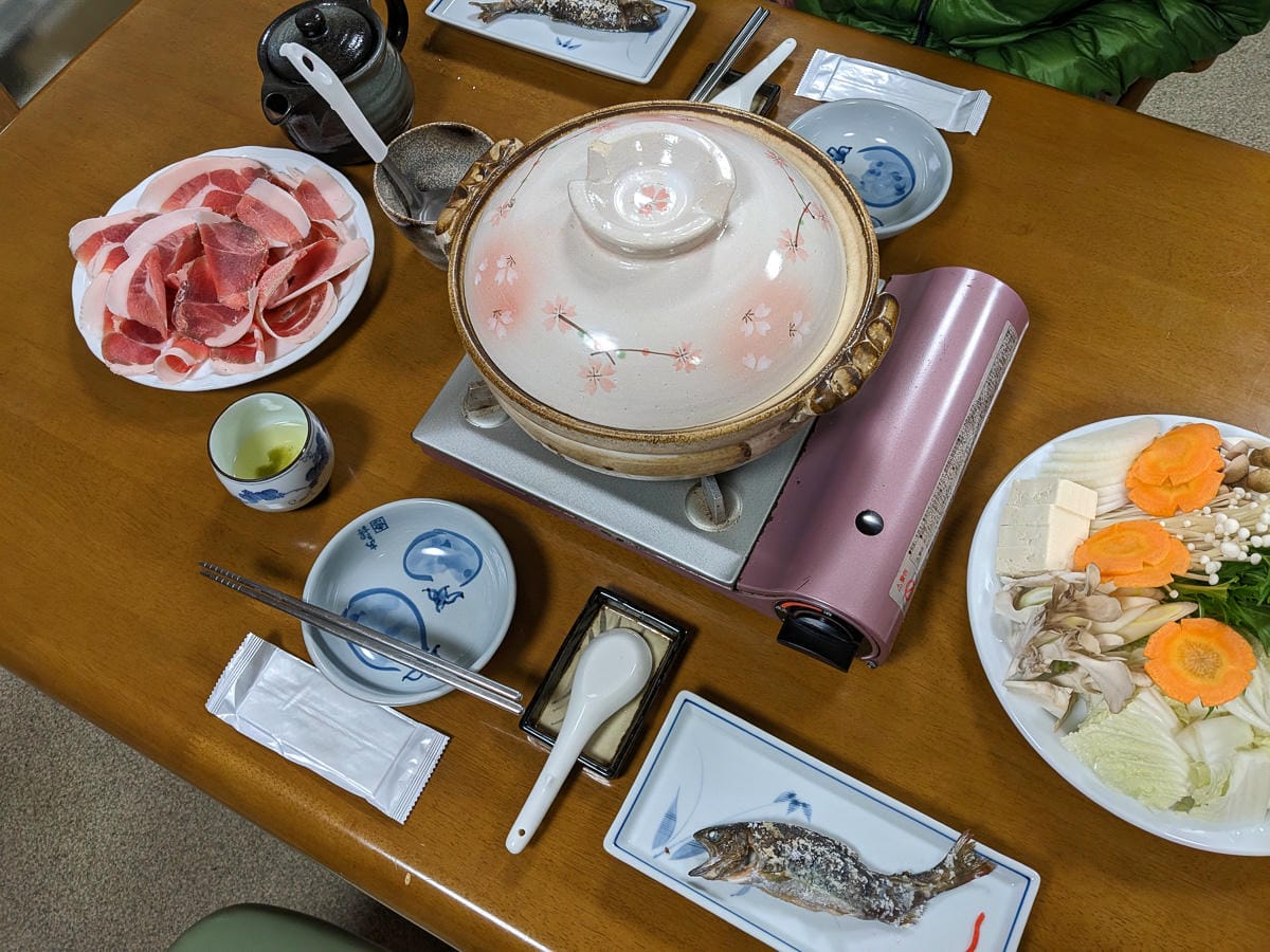 熊野古道小邊路民宿かわらび荘｜料理溫泉都一流