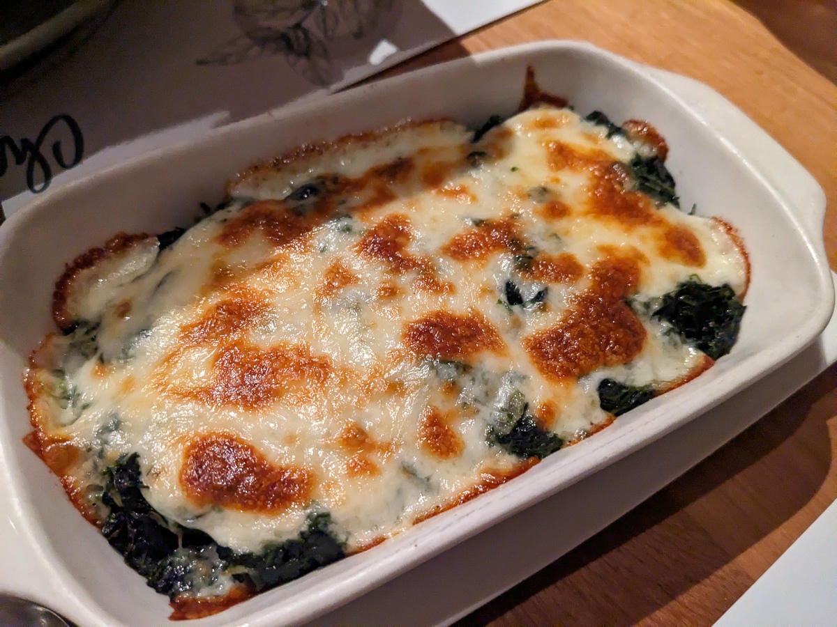 曼谷泰式餐酒館Charm Eatery Bar Sathon激推