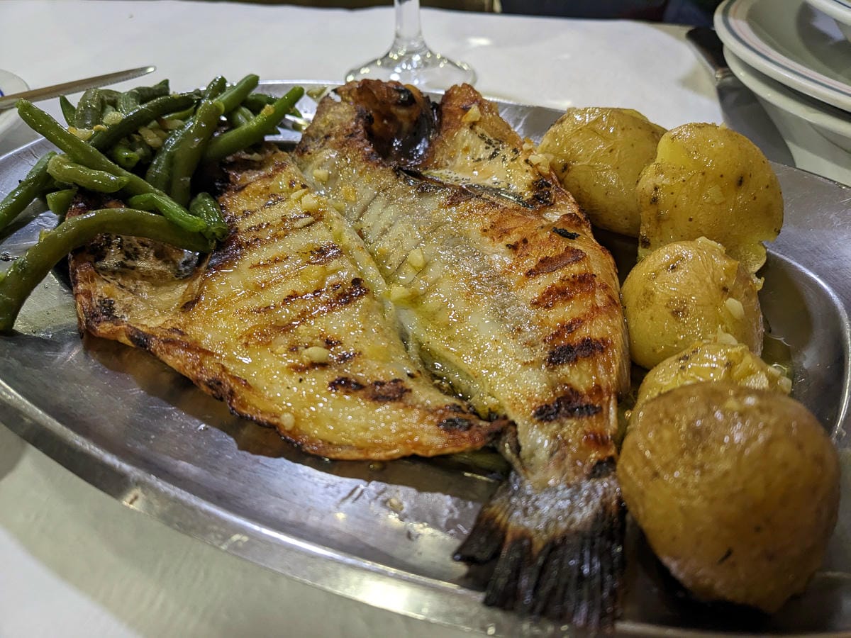 葡萄沿海路朝聖餐燒烤萬歲Solar Da Praia