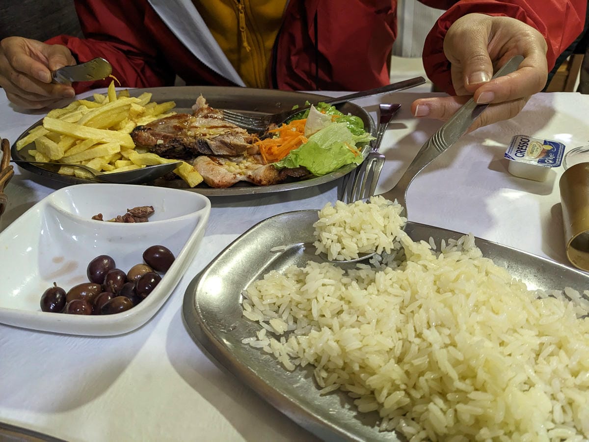 葡萄沿海路朝聖餐燒烤萬歲Solar Da Praia