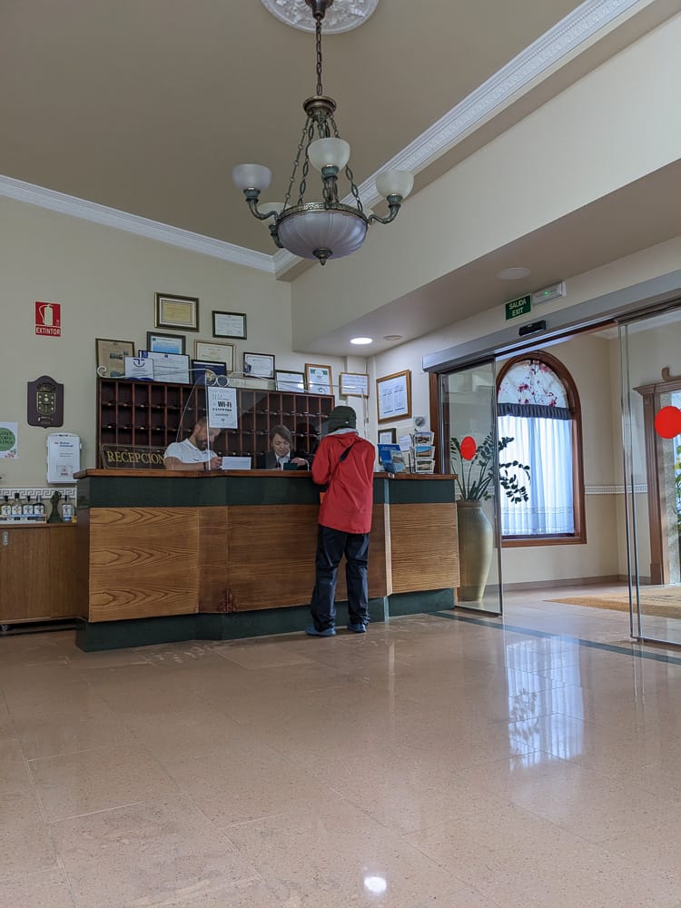 西班牙Hotel glasgow是Viladesuso最優質海灘飯店