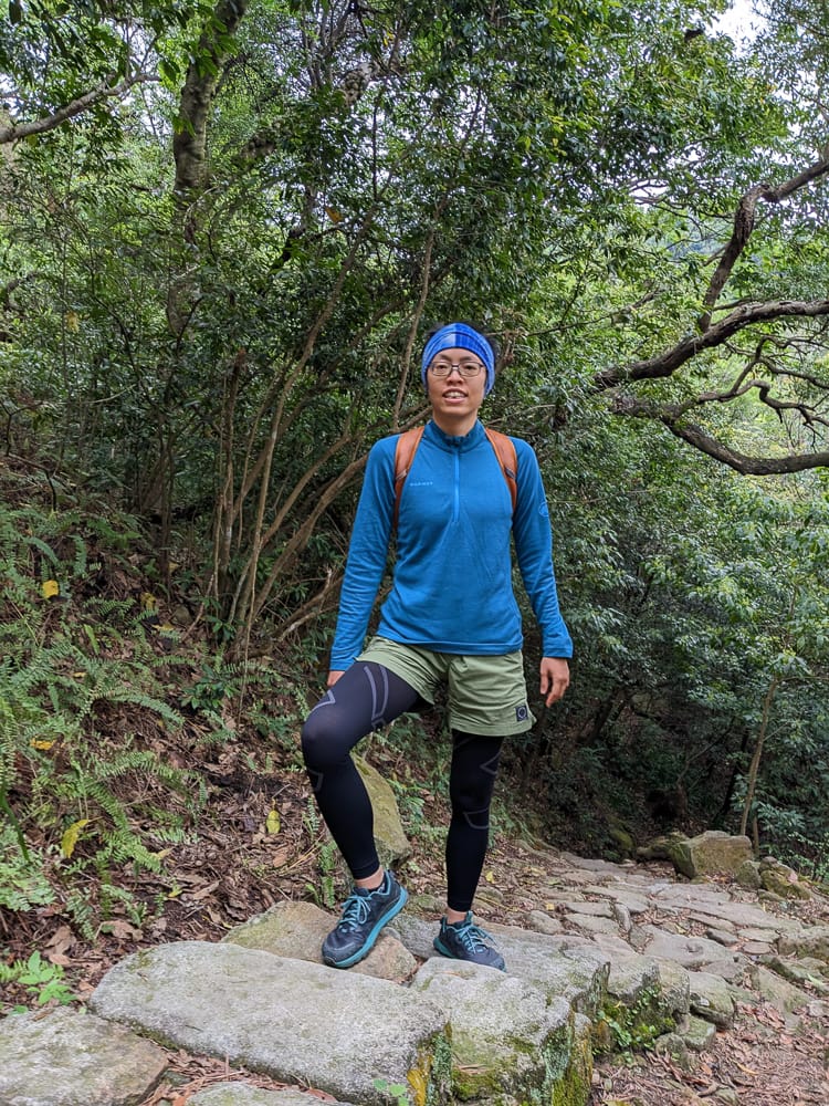 sNug全壓式強肌力運動壓縮褲｜爬山心得感想