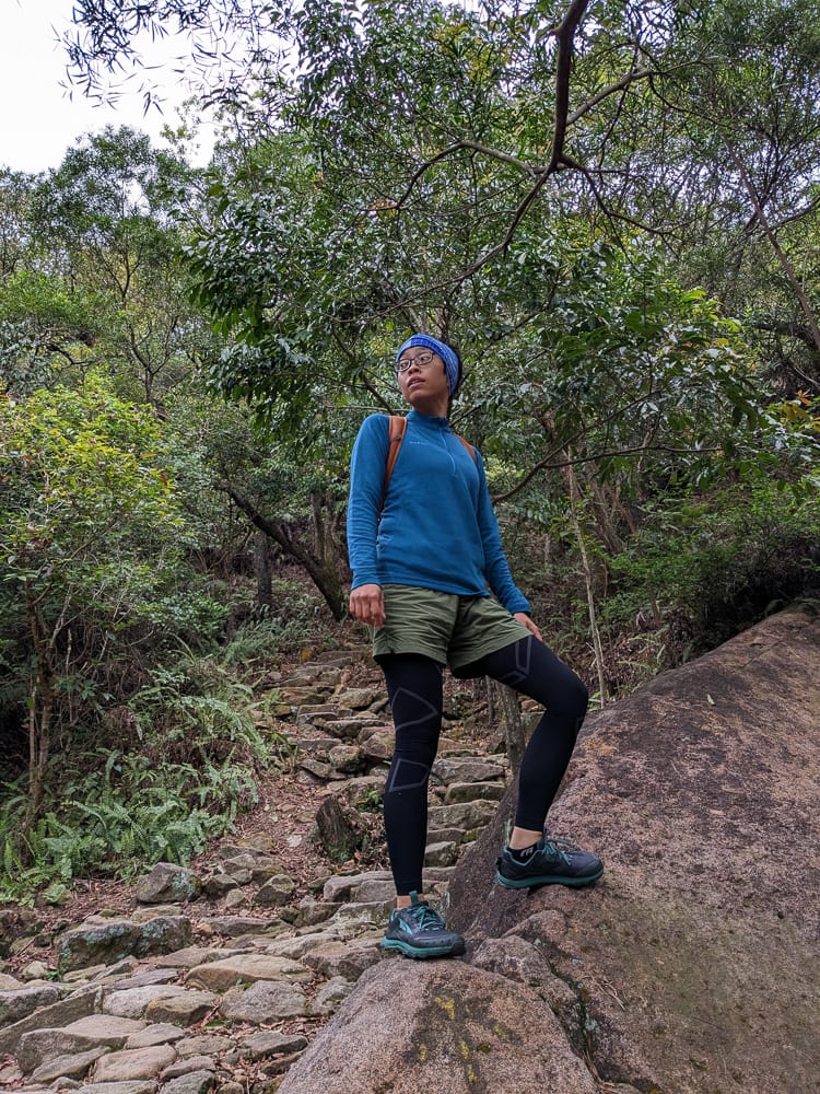 sNug全壓式強肌力運動壓縮褲｜爬山心得感想